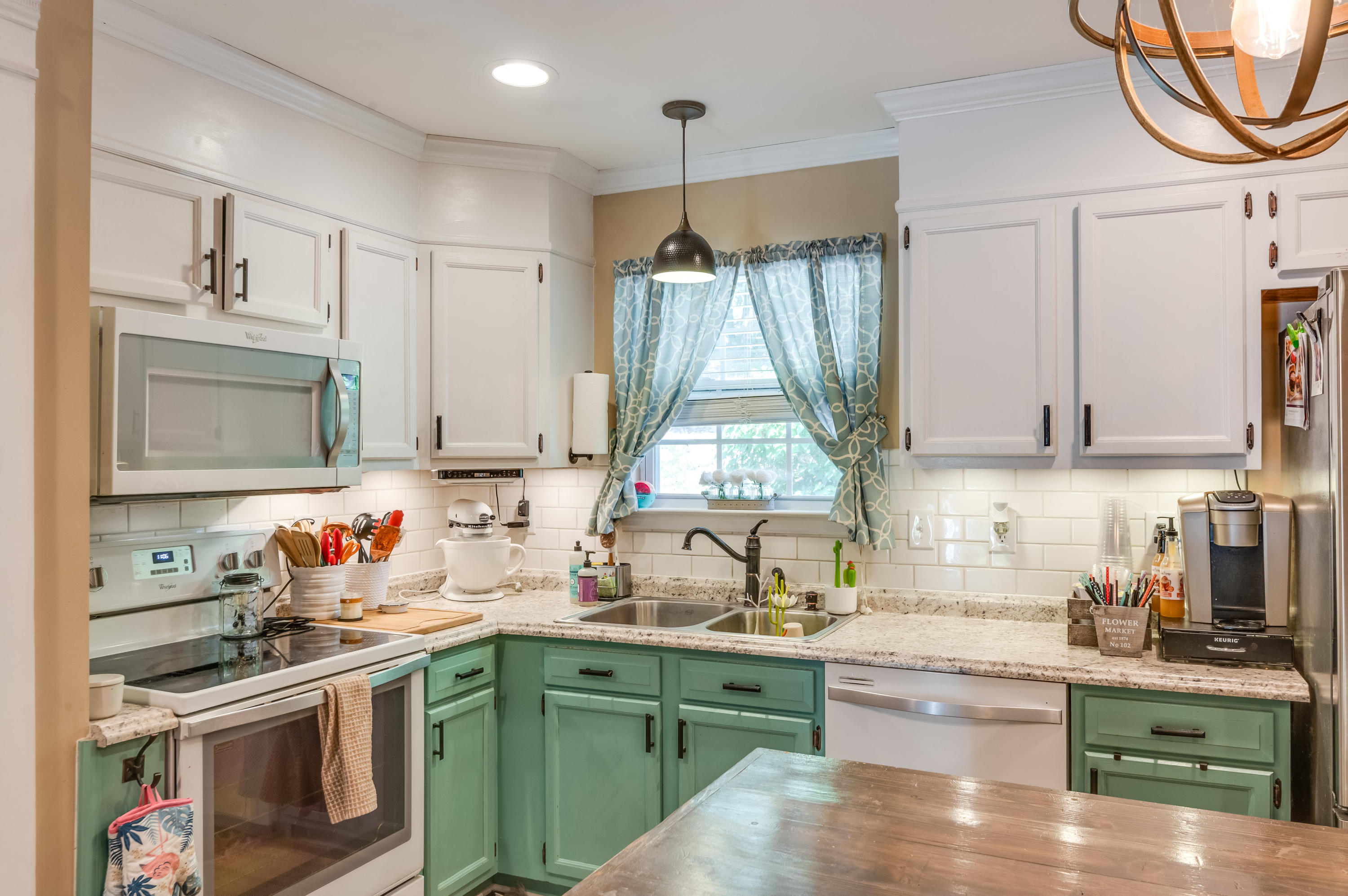 1737 Yaphank Road Soddy Daisy, TN 37379 - Photo 8 of 22 1737_Yaphank_Rd_0020