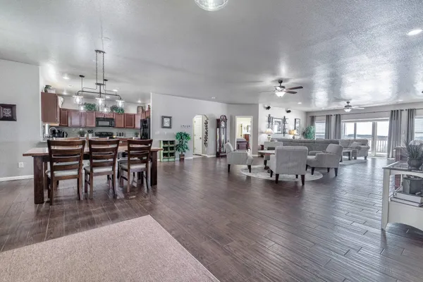 $675,000 | 20733 East Dane Prairie Road, Fergus Falls, MN 56537