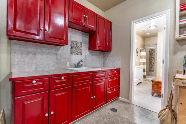 $675,000 | 20733 East Dane Prairie Road, Fergus Falls, MN 56537