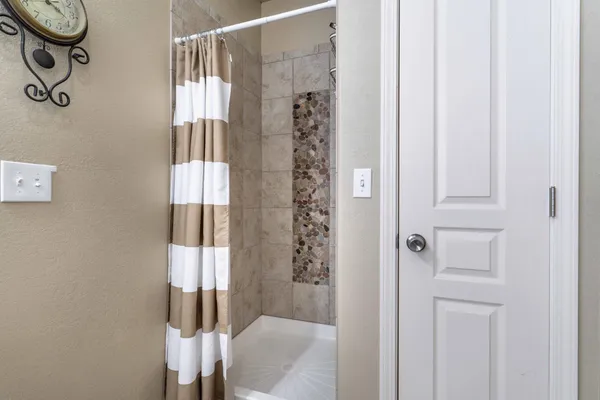 $675,000 | 20733 East Dane Prairie Road, Fergus Falls, MN 56537