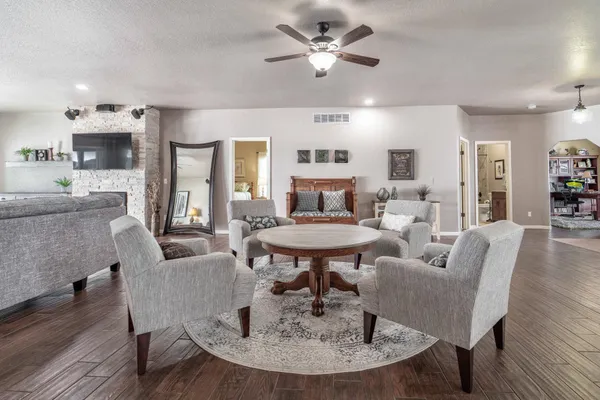 $675,000 | 20733 East Dane Prairie Road, Fergus Falls, MN 56537