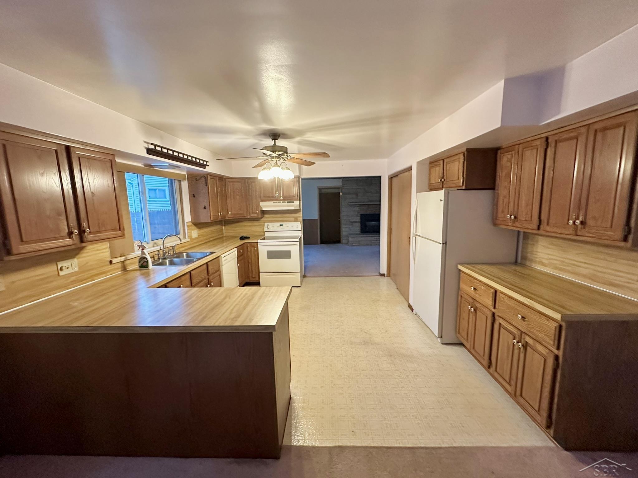 76 Cedar Drive Bay City, MI 48708 - Photo 5 of 19