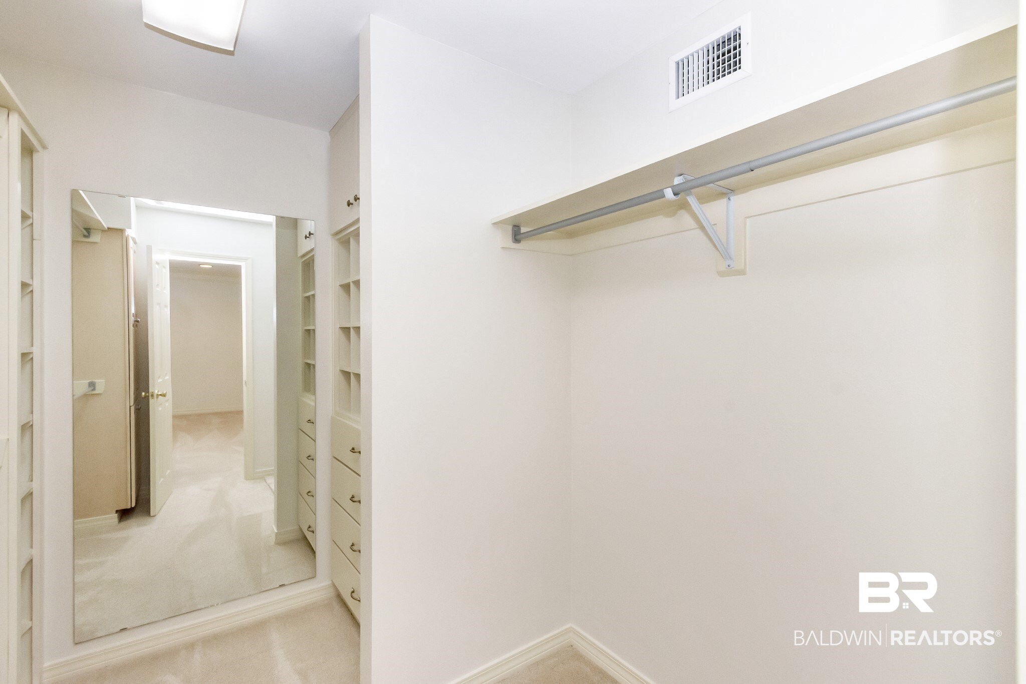 8 South Hathaway Road Mobile, AL 36608 - Photo 16 of 44
