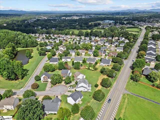 $365,000 | 306 Londonderry Court, Greer, SC 29650