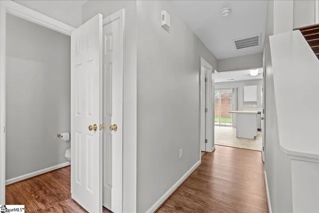 $365,000 | 306 Londonderry Court, Greer, SC 29650