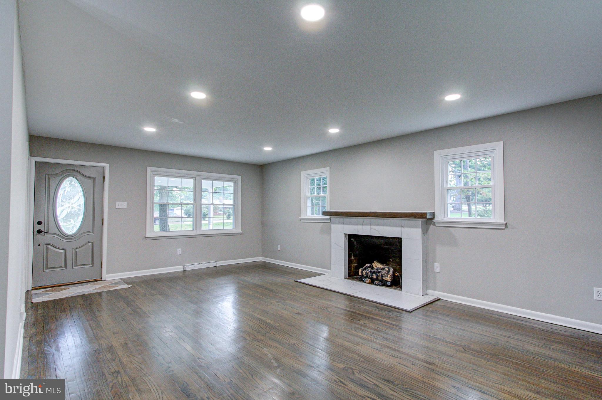 306 Cowpath Road Lansdale, PA 19446 - Photo 11 of 71 living room