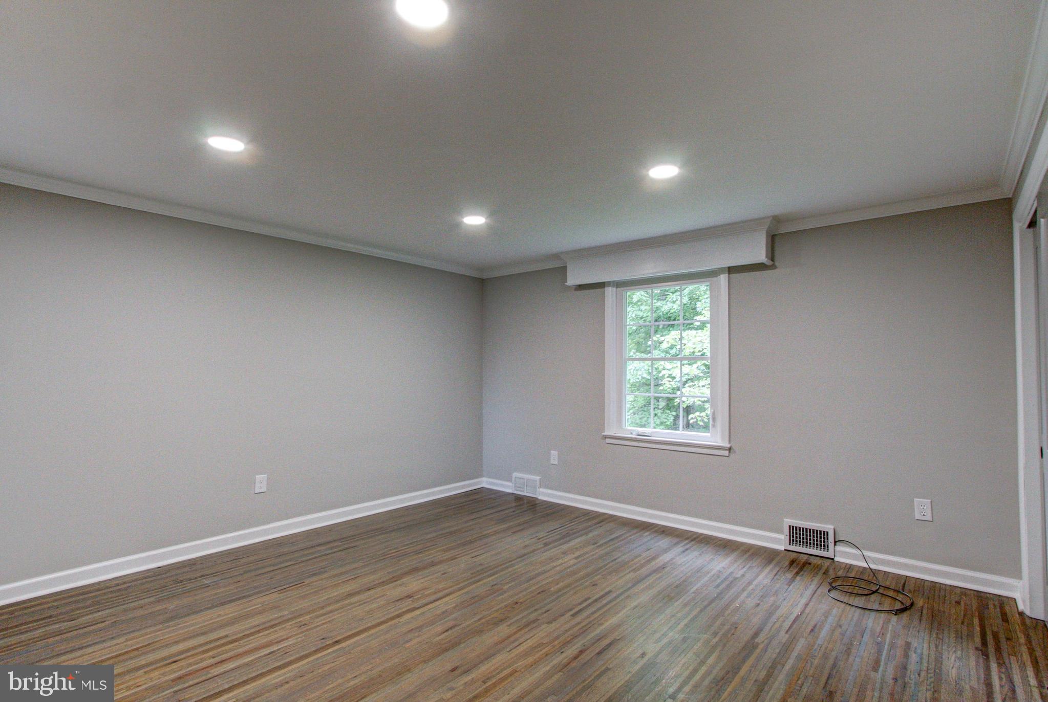 306 Cowpath Road Lansdale, PA 19446 - Photo 38 of 71 Main
bedroom