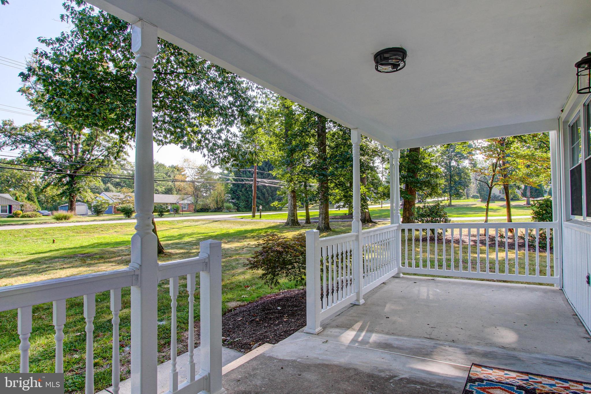 306 Cowpath Road Lansdale, PA 19446 - Photo 4 of 71 Front porch
