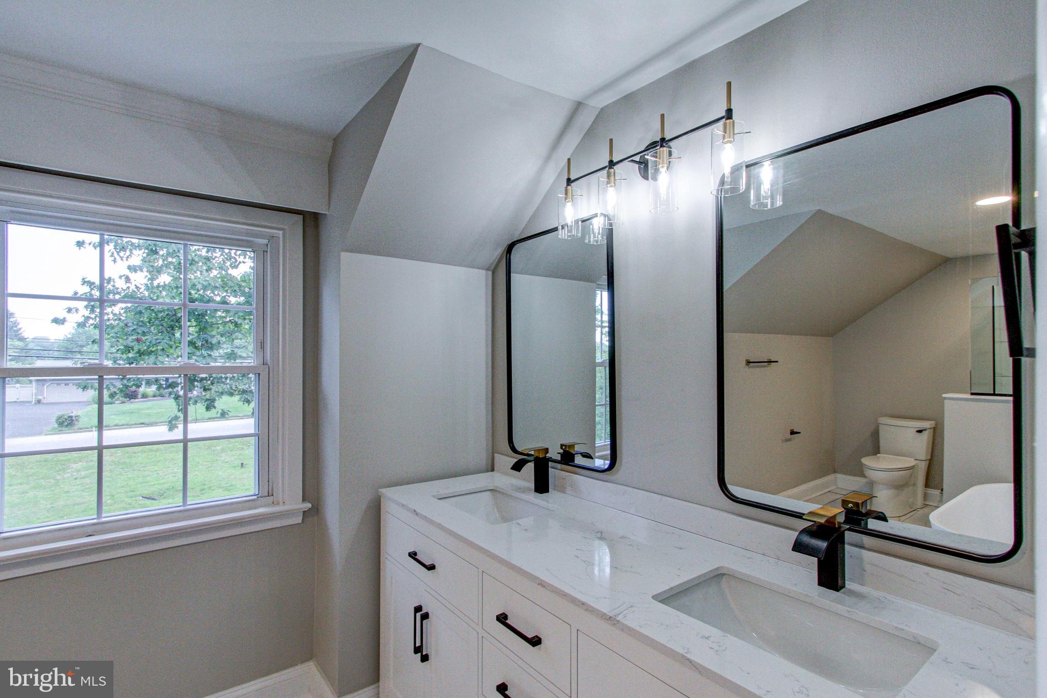 306 Cowpath Road Lansdale, PA 19446 - Photo 44 of 71 vanity