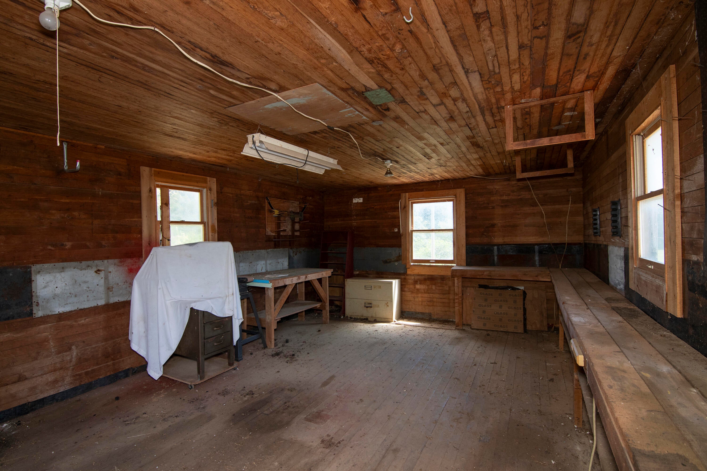 2561 Morris Branch Road Meadow Bridge, WV 25976 - Photo 22 of 55 Workshop Interior