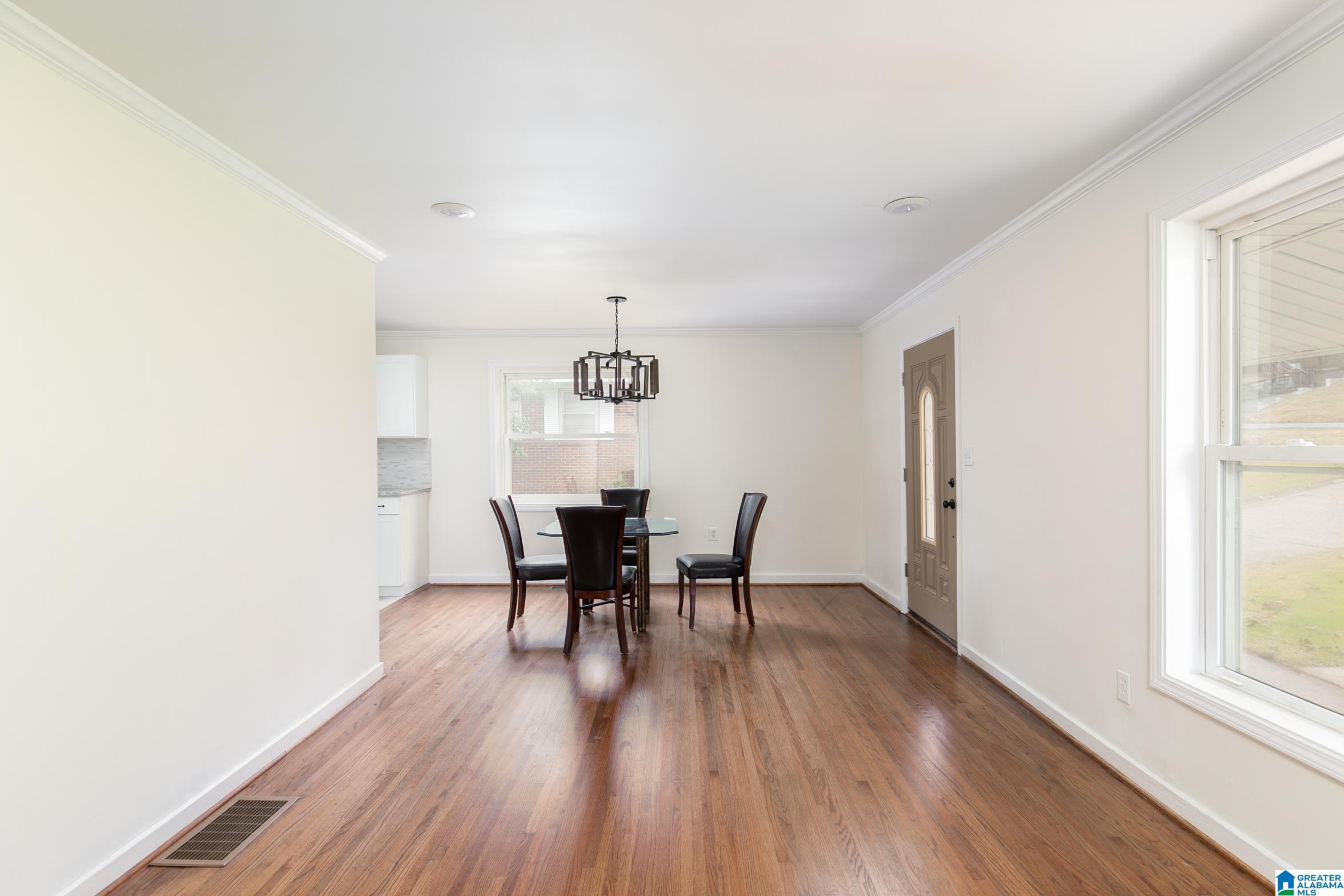 1528 Cresthill Road Birmingham, AL 35213 - Photo 16 of 32