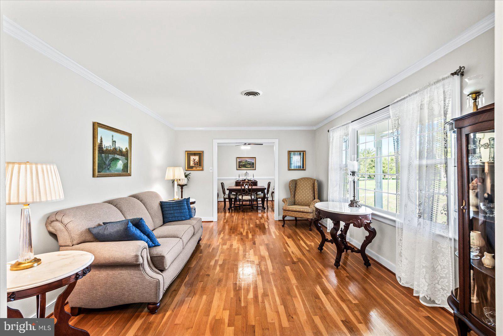16211 Parrish Farm Road Montpelier, VA 23192 - Photo 7 of 52 Bright and inviting living space.