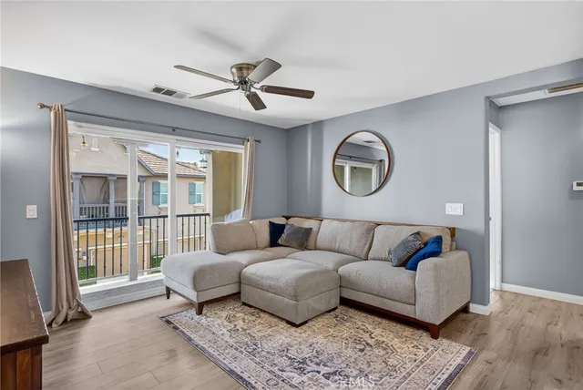 $499,000 | 28421 Santa Rosa Lane, Saugus, CA 91350