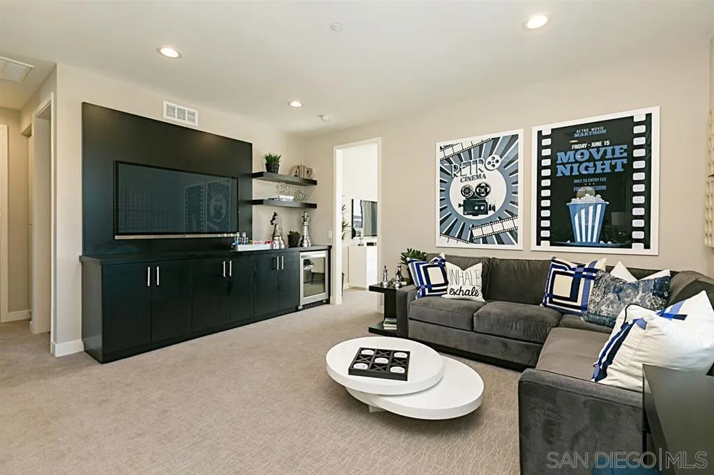3310 Telaga Road Carlsbad, CA 92010 - Photo 14 of 25 Gallery Image 14