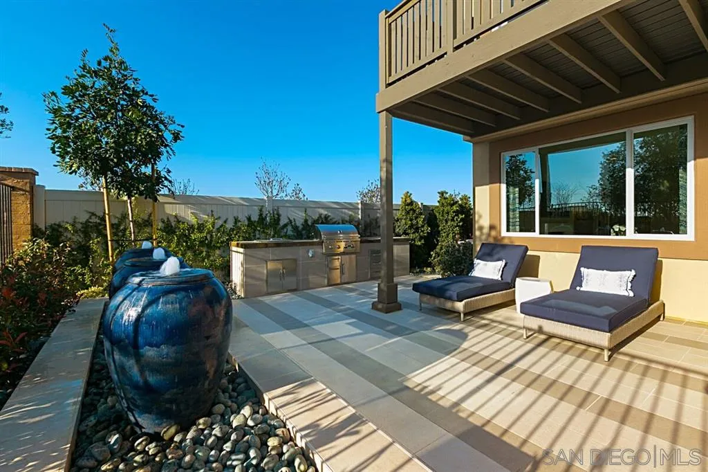 3310 Telaga Road Carlsbad, CA 92010 - Photo 16 of 25 Gallery Image 16
