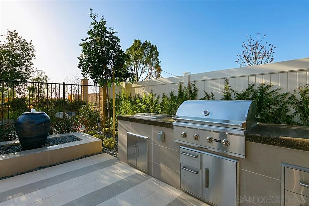 3310 Telaga Road Carlsbad, CA 92010 - Photo 17 of 25 Gallery Image 17