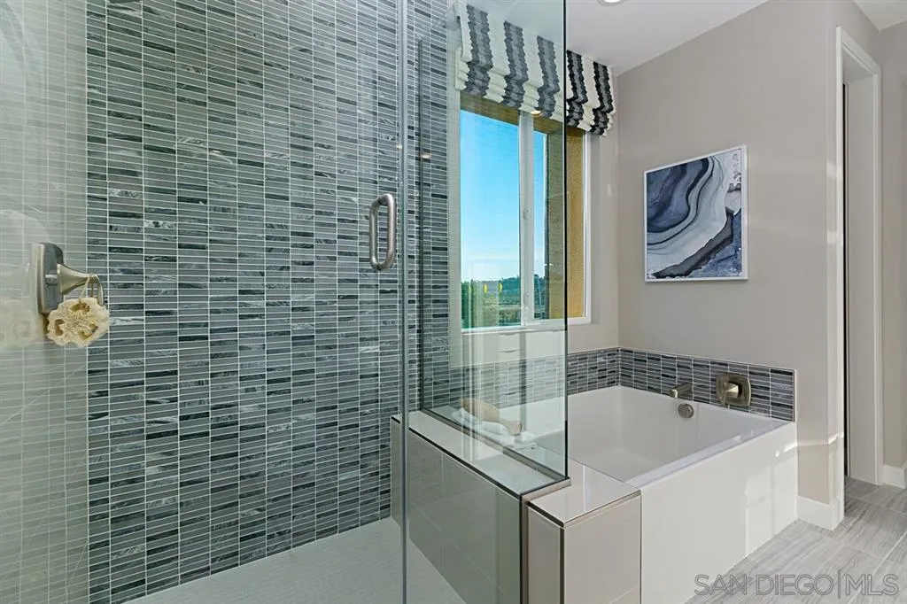 3310 Telaga Road Carlsbad, CA 92010 - Photo 9 of 25 Gallery Image 9