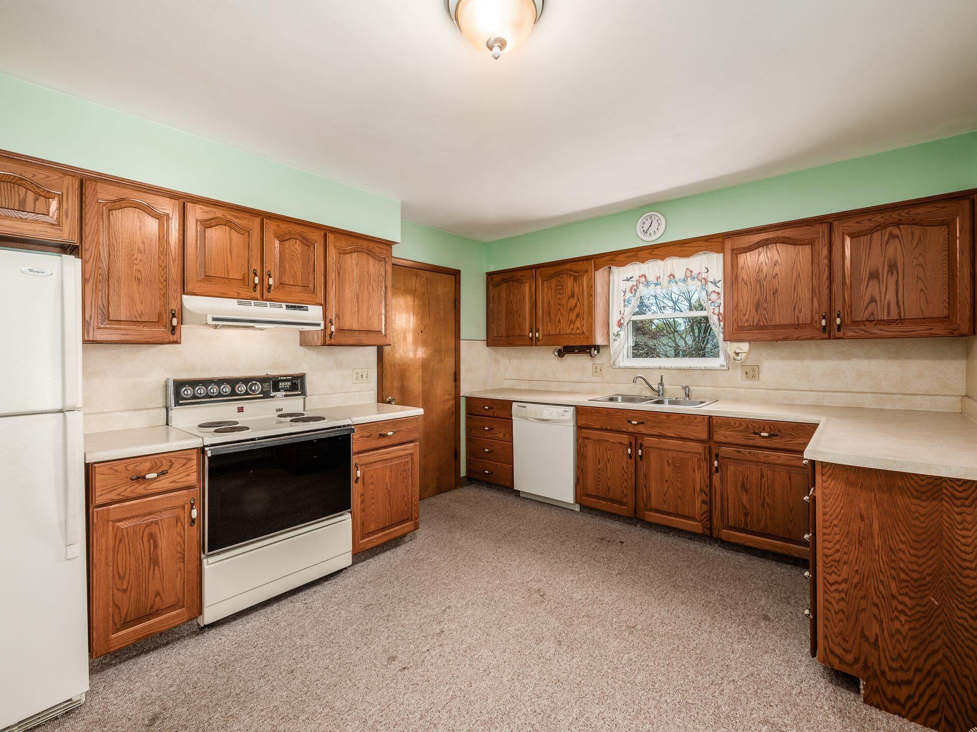 2387 Valencia Road Galloway, OH 43119 - Photo 8 of 26