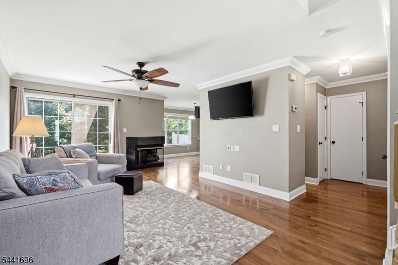 45 Weatherhill Road Hamburg, NJ 07419 - Photo 10 of 25