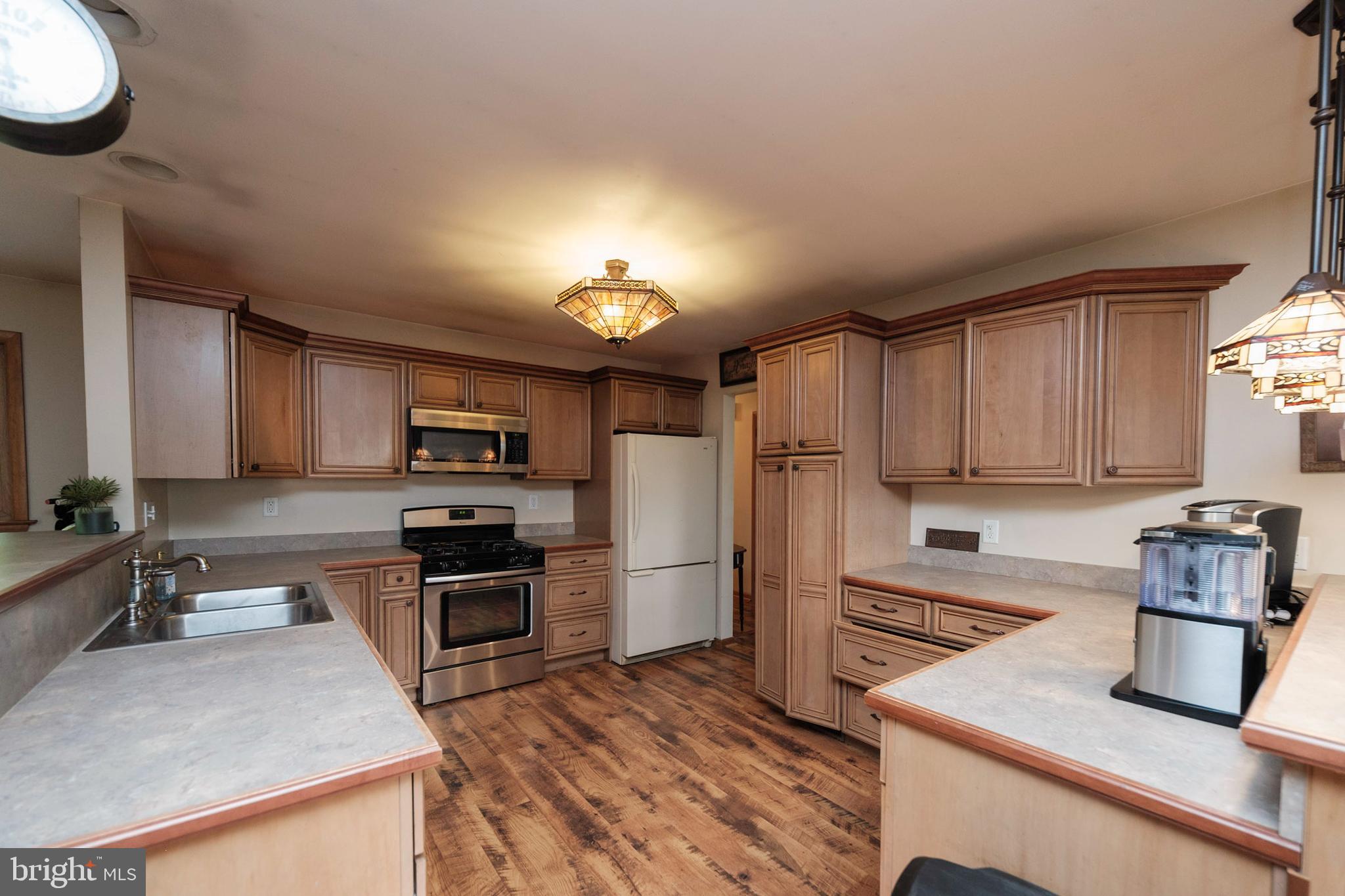 50 Rugby Road Birdsboro, PA 19508 - Photo 9 of 38 Large space for meal prep.