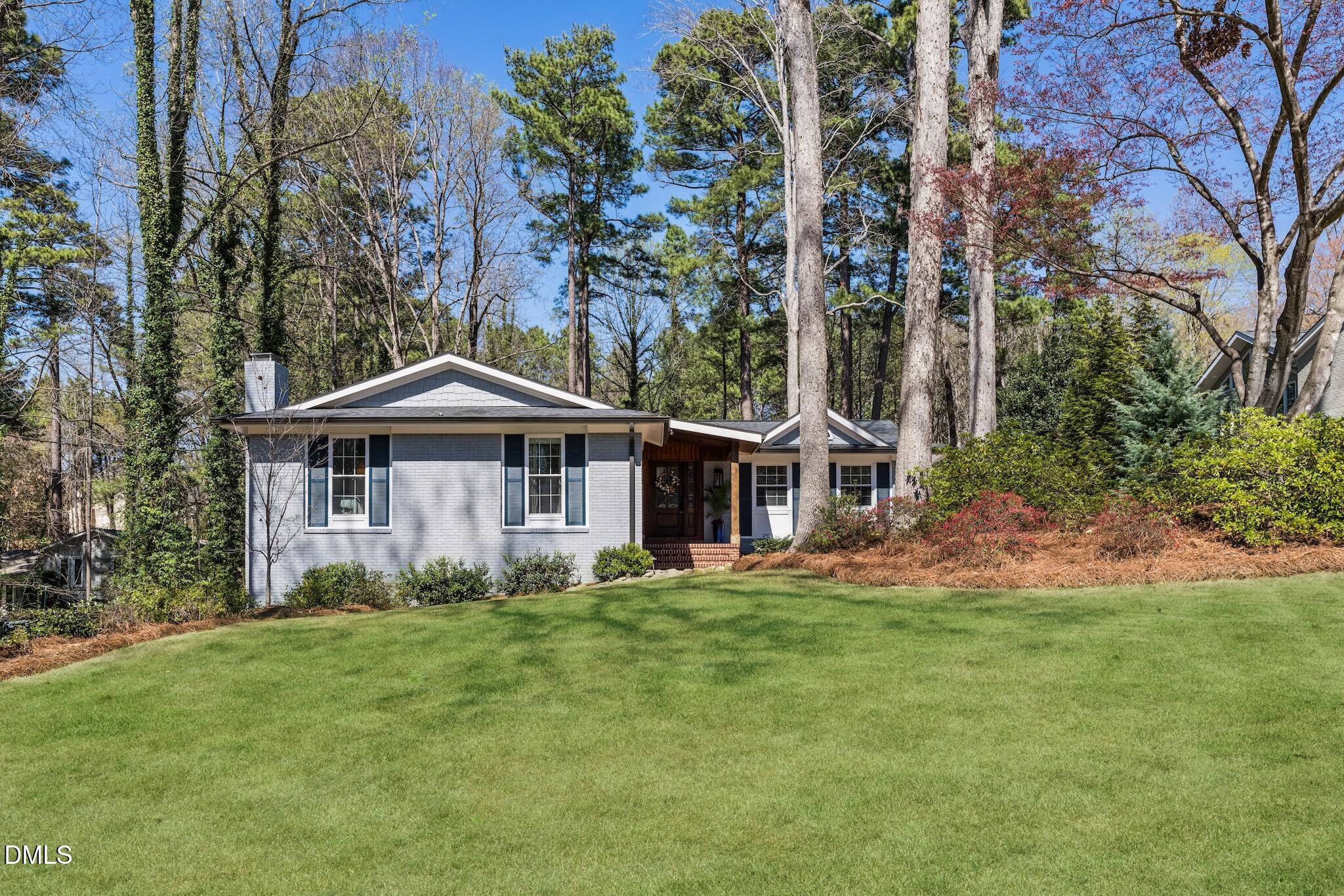 1104 Temple Street Raleigh, NC 27609 - Photo 2 of 49 DSC00799