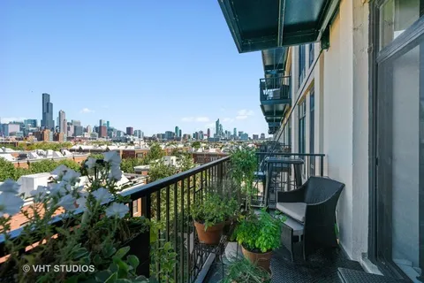 $350,000 | 1525 South Sangamon Street, Unit 508, Chicago, IL 60608