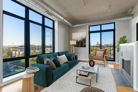 $350,000 | 1525 South Sangamon Street, Unit 508, Chicago, IL 60608