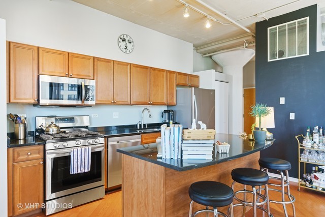 1525 South Sangamon Street, Unit 508 Chicago, IL 60608 - Photo 5 of 16