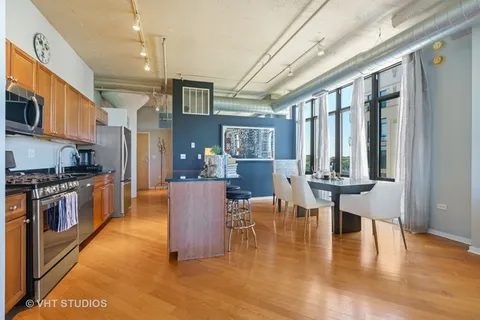 $350,000 | 1525 South Sangamon Street, Unit 508, Chicago, IL 60608