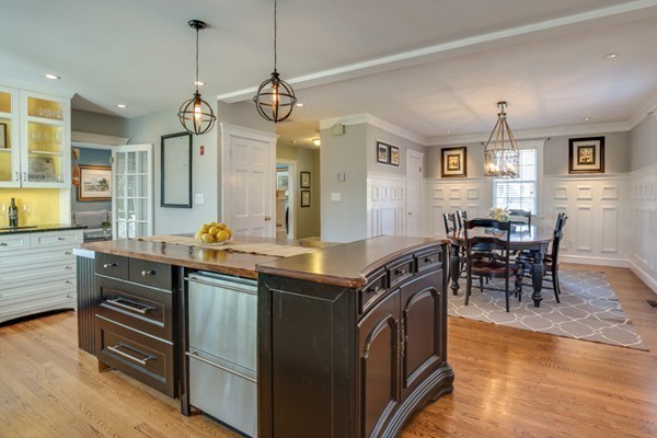124 Dascomb Road Andover, MA 01810 - Photo 7 of 24 Gallery Image 7