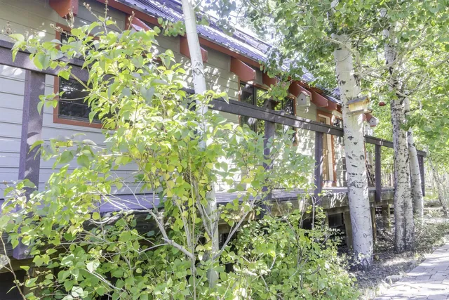 $912,000 | 141 Sage Drive, Aspendell, CA 93514