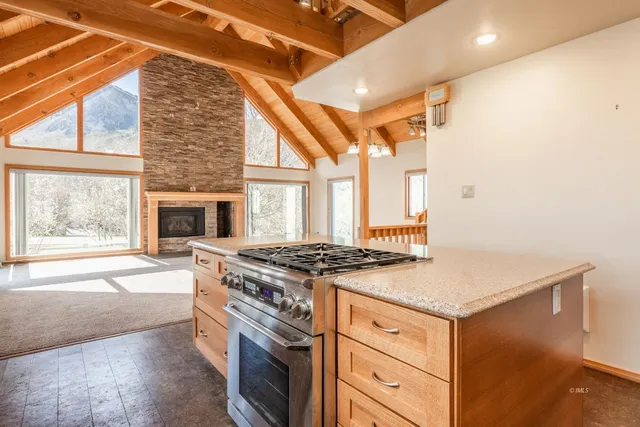 a view of an entryway