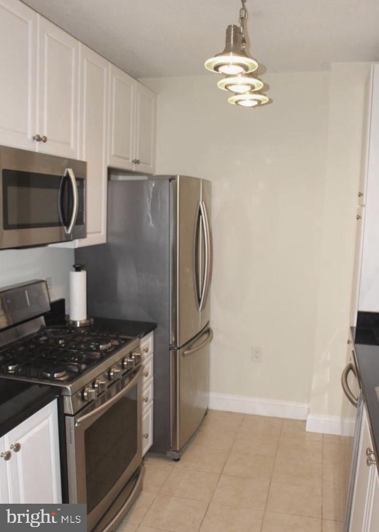 851 North Glebe Road, Unit 902 Arlington, VA 22203 - Photo 7 of 11