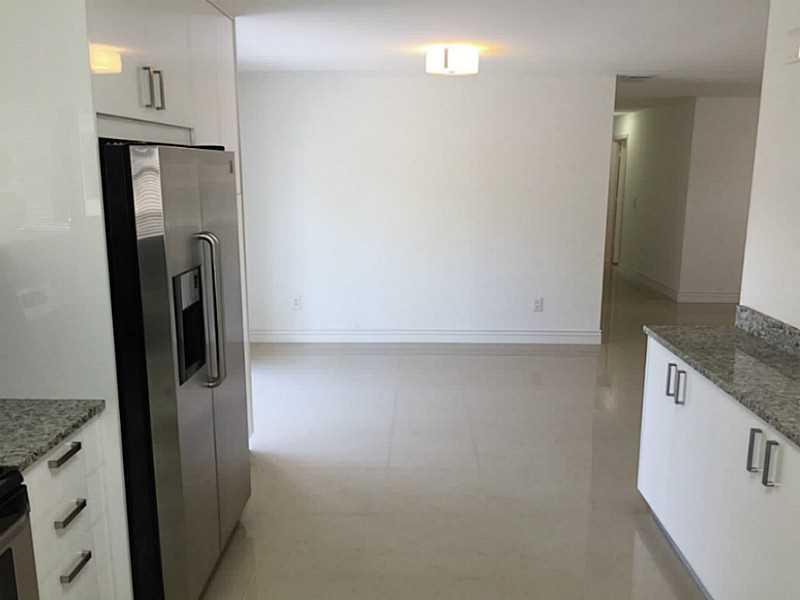 4926 Ataman Street Boca Raton, FL 33428 - Photo 8 of 35 Kitchen