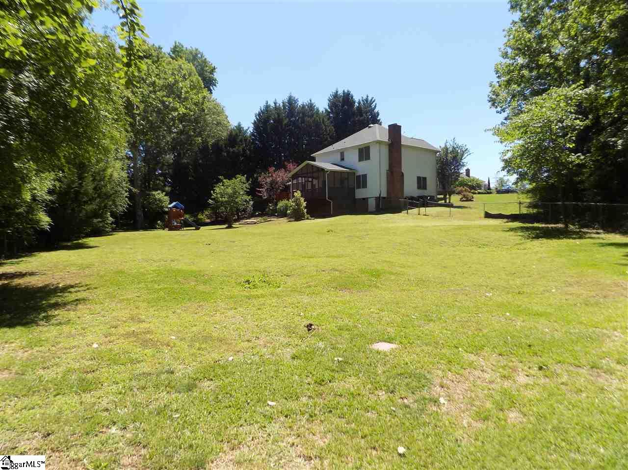 9 Foxtrail Court Simpsonville, SC 29680 - Photo 4 of 36