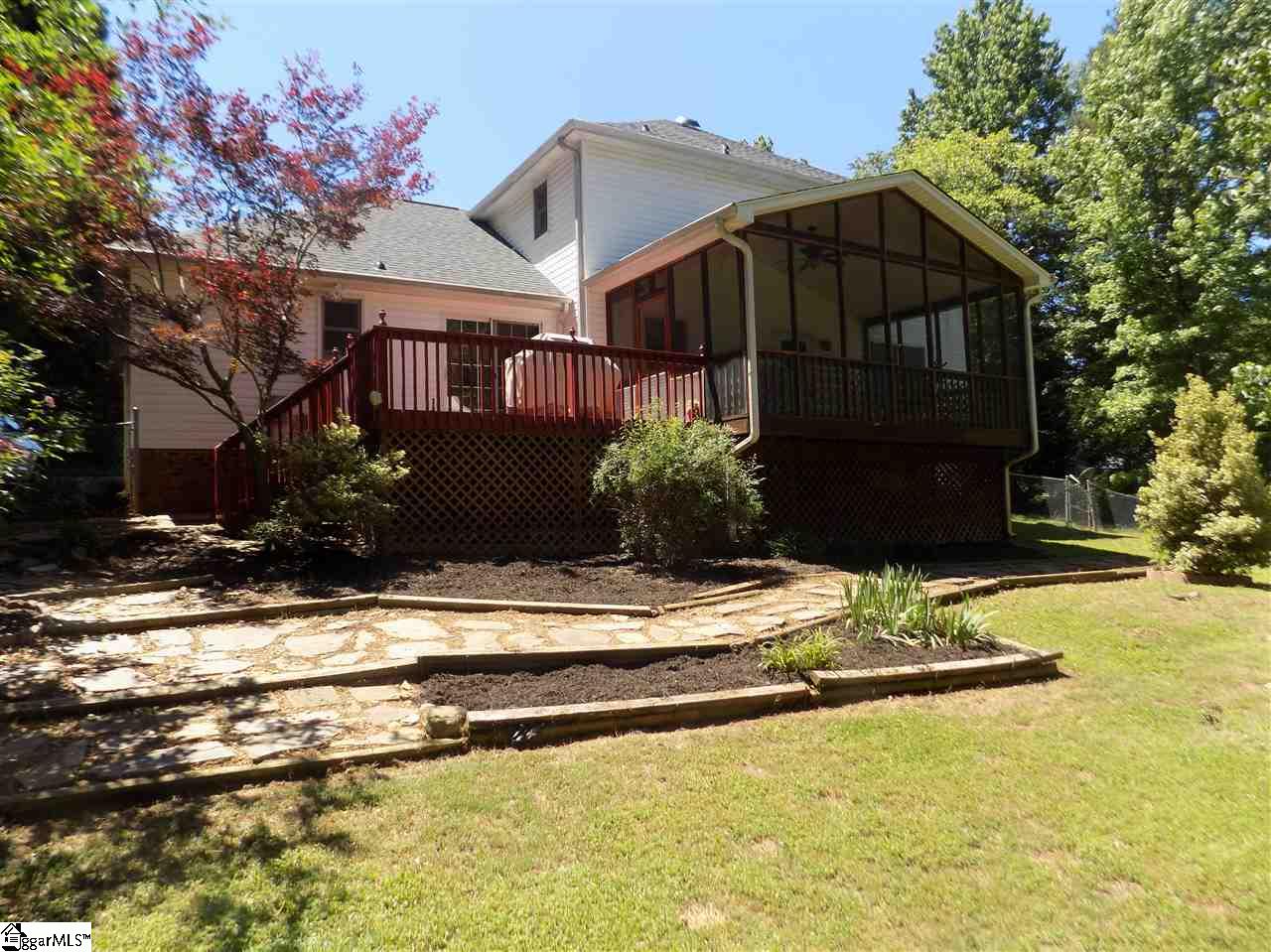 9 Foxtrail Court Simpsonville, SC 29680 - Photo 6 of 36