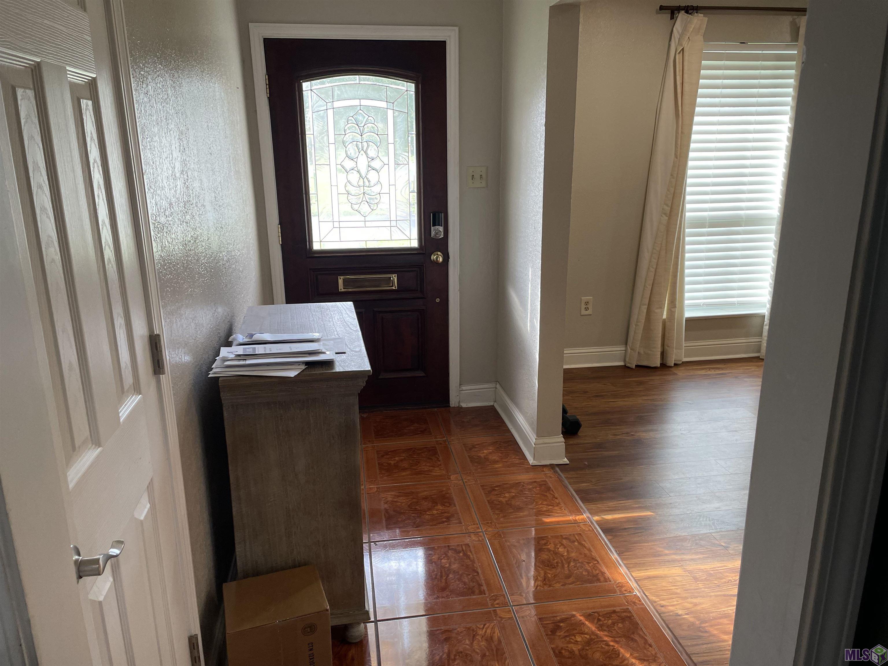 633 Woodcliff Drive Baton Rouge, LA 70815 - Photo 3 of 21
