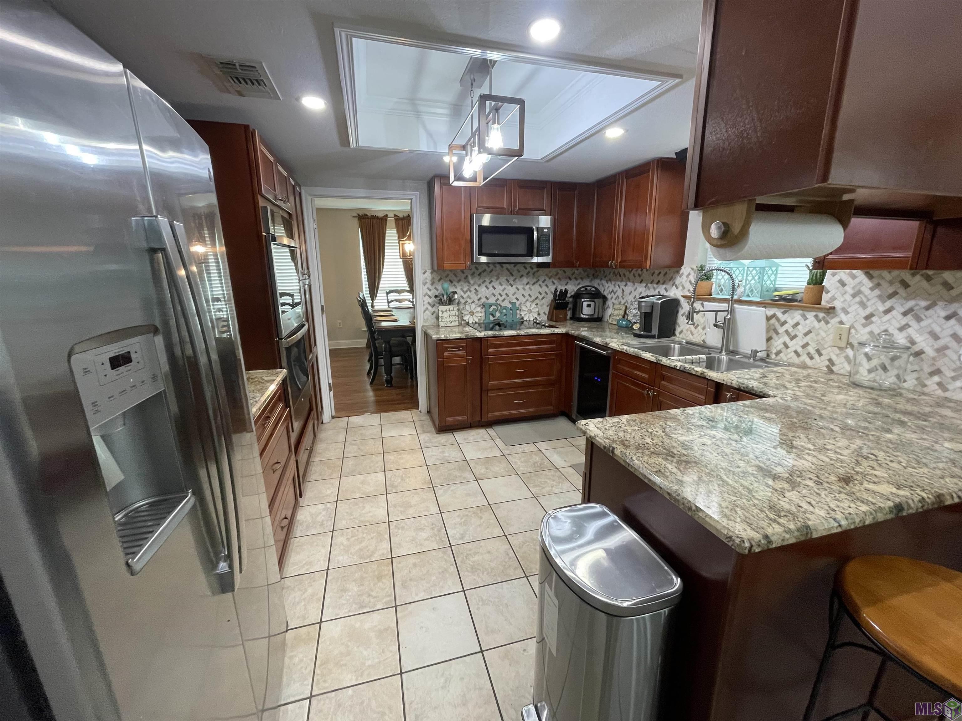633 Woodcliff Drive Baton Rouge, LA 70815 - Photo 5 of 21
