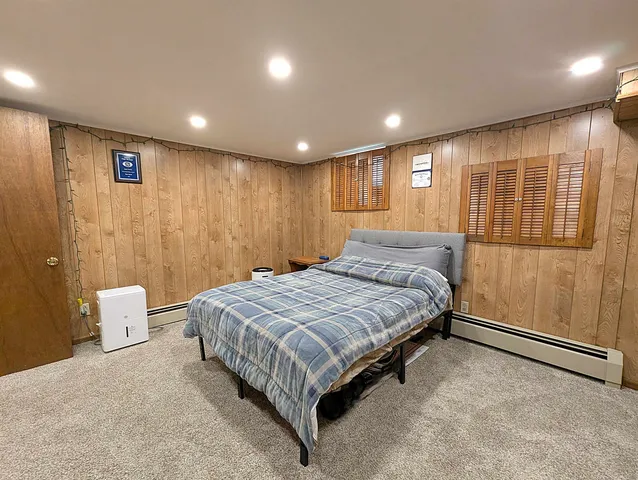 $579,900 | 55 Crestwood Circle, Salem, NH 03079