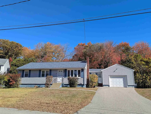 $579,900 | 55 Crestwood Circle, Salem, NH 03079