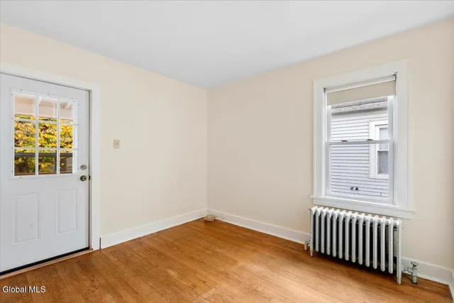 $2,400 | 4 Edison Avenue, Unit 2, Albany, NY 12208