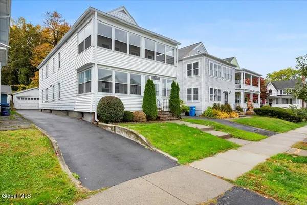 $25,200 | 4 Edison Avenue, Unit 2, Albany, NY 12208