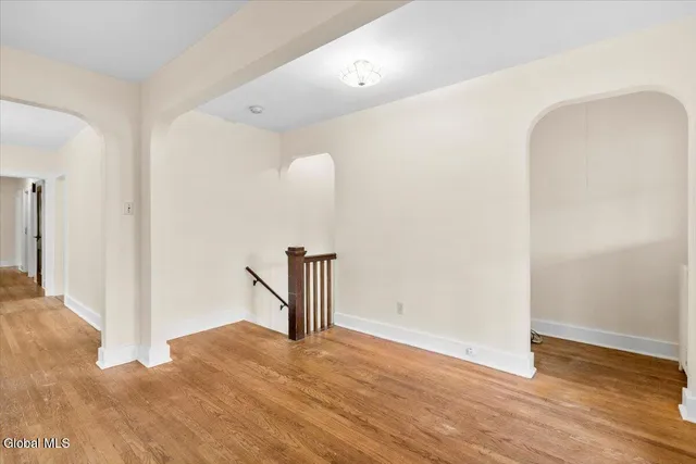 $2,400 | 4 Edison Avenue, Unit 2, Albany, NY 12208