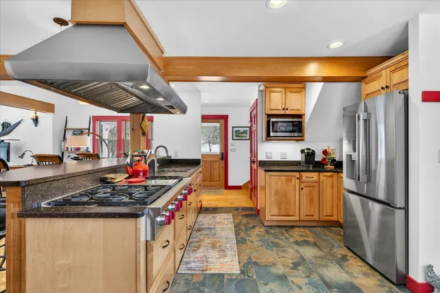 $719,000 | 2721 Highway 155, Mount Holly, VT 05742