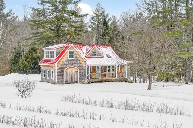 $719,000 | 2721 Highway 155, Mount Holly, VT 05742