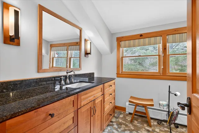 $719,000 | 2721 Highway 155, Mount Holly, VT 05742