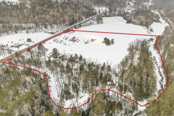 $699,000 | 2721 Highway 155, Mount Holly, VT 05742