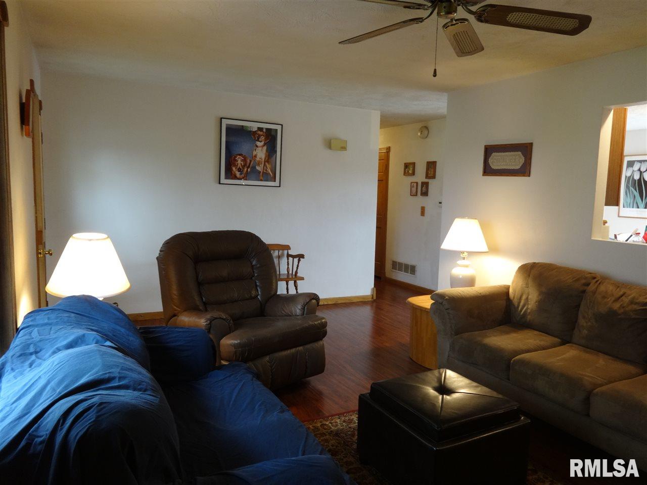 704 Fairfield Road Port Byron, IL 61275 - Photo 8 of 14 Gallery Image 8