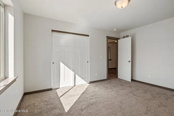 $839,000 | 24883 North Old Highway 95, Athol, ID 83801