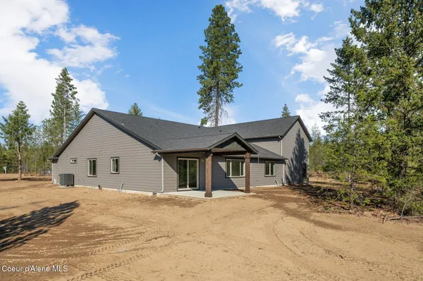 $839,000 | 24883 North Old Highway 95, Athol, ID 83801